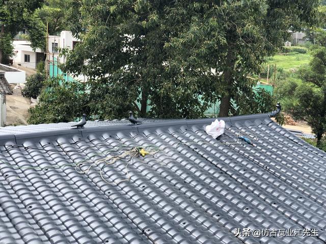 樹脂瓦小青瓦，農(nóng)村老房子換瓦的***優(yōu)選擇